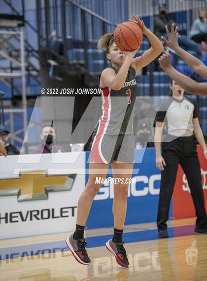 Thumbnail 2 in Sidwell Friends vs. DeSoto photogallery.
