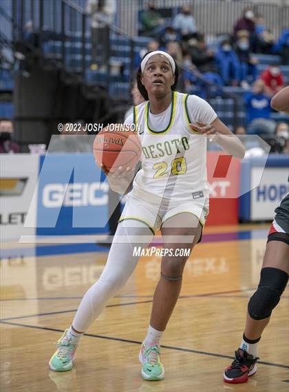 Thumbnail 2 in Sidwell Friends vs. DeSoto photogallery.