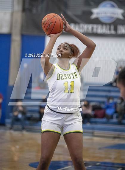 Thumbnail 1 in Sidwell Friends vs. DeSoto photogallery.