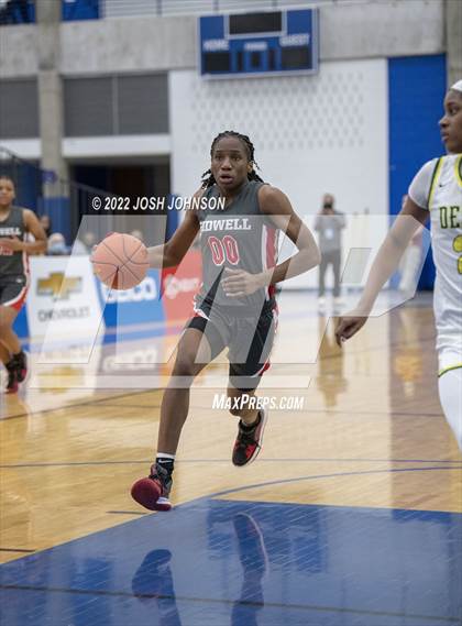 Thumbnail 3 in Sidwell Friends vs. DeSoto photogallery.