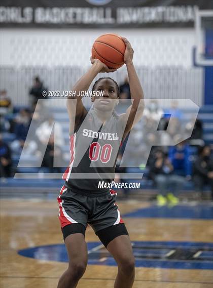 Thumbnail 1 in Sidwell Friends vs. DeSoto photogallery.