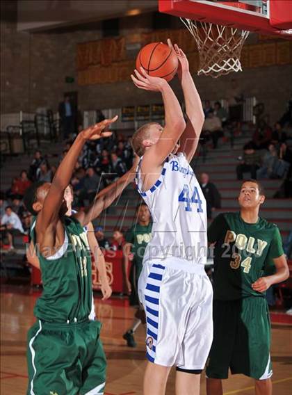 Thumbnail 1 in Poly vs Bingham (MaxPreps Holiday Classic) photogallery.