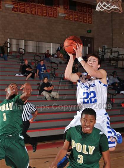 Thumbnail 1 in Poly vs Bingham (MaxPreps Holiday Classic) photogallery.