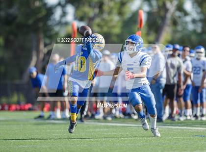 Thumbnail 3 in Orange Glen @ San Pasqual photogallery.