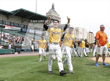 Thumbnail 2 in Victor vs. McQuaid Jesuit (Section 5 Class AA Final) photogallery.