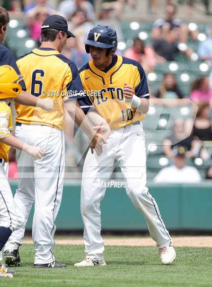 Thumbnail 2 in Victor vs. McQuaid Jesuit (Section 5 Class AA Final) photogallery.