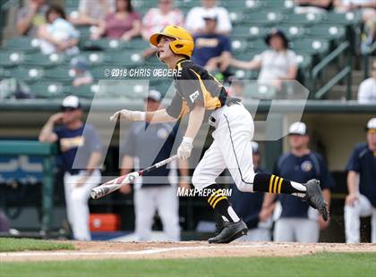 Thumbnail 2 in Victor vs. McQuaid Jesuit (Section 5 Class AA Final) photogallery.