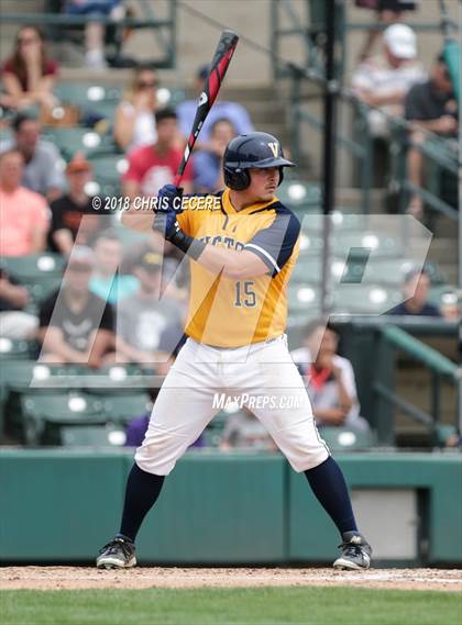 Thumbnail 2 in Victor vs. McQuaid Jesuit (Section 5 Class AA Final) photogallery.