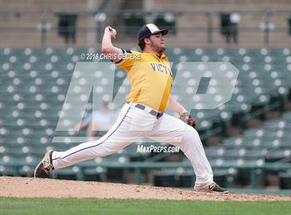 Thumbnail 3 in Victor vs. McQuaid Jesuit (Section 5 Class AA Final) photogallery.
