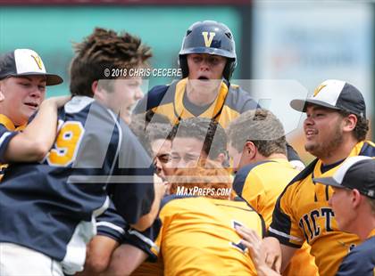 Thumbnail 3 in Victor vs. McQuaid Jesuit (Section 5 Class AA Final) photogallery.