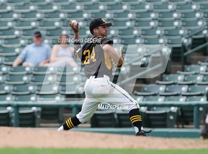 Thumbnail 2 in Victor vs. McQuaid Jesuit (Section 5 Class AA Final) photogallery.