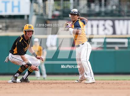 Thumbnail 3 in Victor vs. McQuaid Jesuit (Section 5 Class AA Final) photogallery.