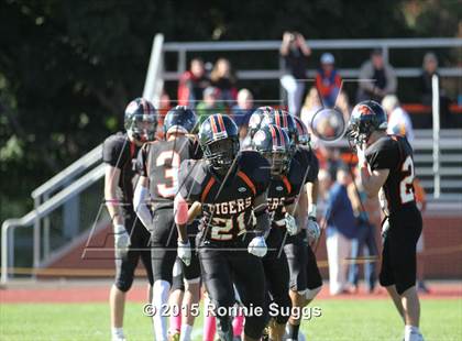 Thumbnail 2 in Suffield Academy vs. Cushing Academy  photogallery.