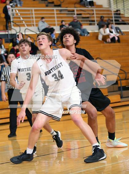 Thumbnail 2 in Lincoln High @ Lincoln Northeast photogallery.