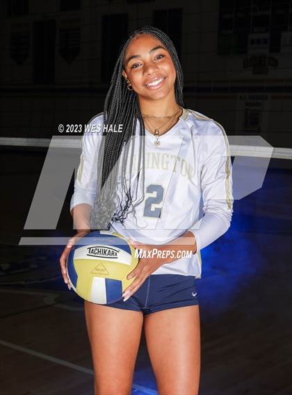 Thumbnail 3 in JV: Arlington (Team & Individual) photogallery.