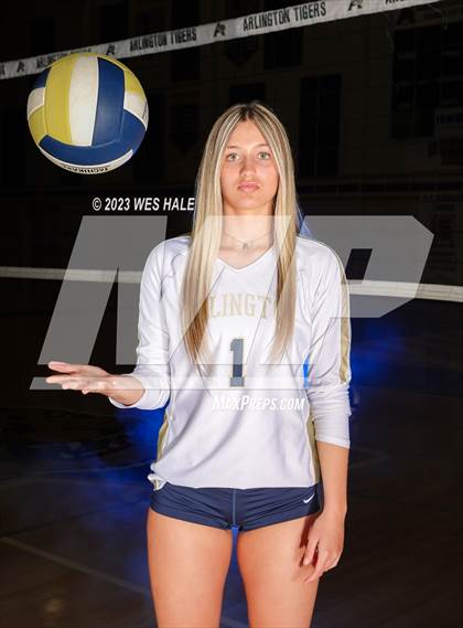 Thumbnail 2 in JV: Arlington (Team & Individual) photogallery.