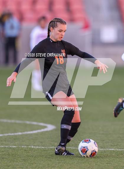 Thumbnail 2 in Crimson Cliffs vs. Ogden (UHSAA 4A Semi-Final) photogallery.
