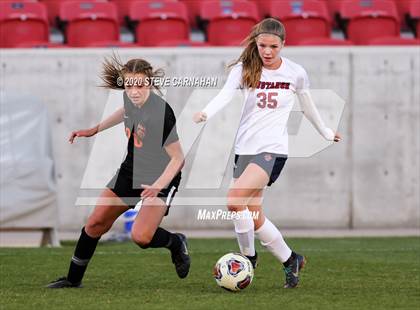 Thumbnail 3 in Crimson Cliffs vs. Ogden (UHSAA 4A Semi-Final) photogallery.