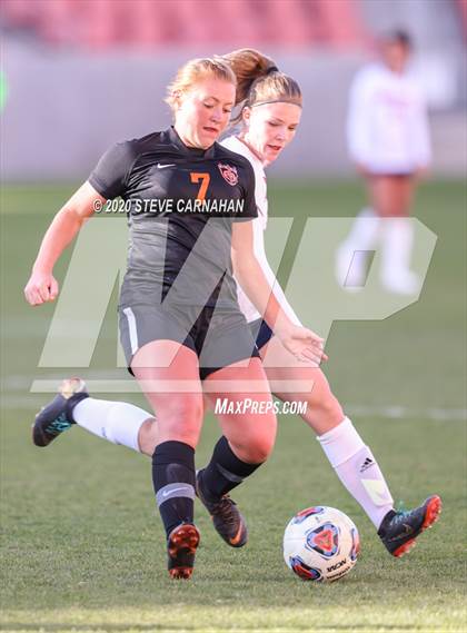 Thumbnail 1 in Crimson Cliffs vs. Ogden (UHSAA 4A Semi-Final) photogallery.