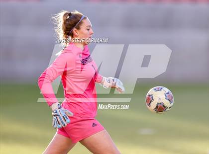 Thumbnail 2 in Crimson Cliffs vs. Ogden (UHSAA 4A Semi-Final) photogallery.