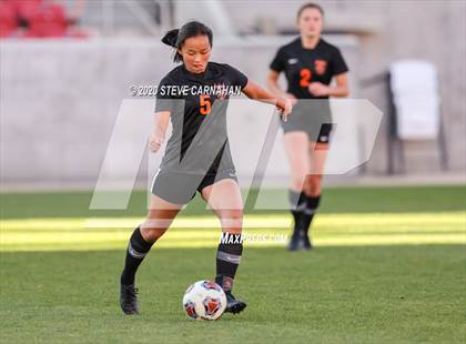 Thumbnail 3 in Crimson Cliffs vs. Ogden (UHSAA 4A Semi-Final) photogallery.