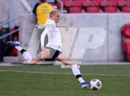 Thumbnail 2 in Crimson Cliffs vs. Ogden (UHSAA 4A Semi-Final) photogallery.