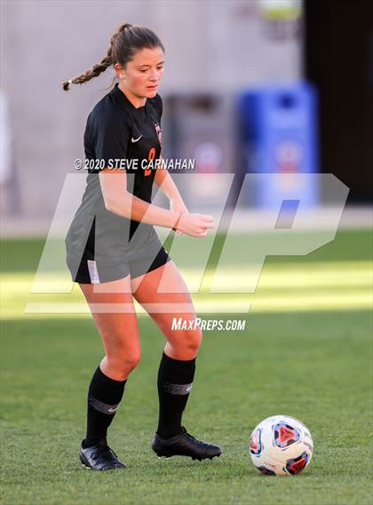 Thumbnail 3 in Crimson Cliffs vs. Ogden (UHSAA 4A Semi-Final) photogallery.