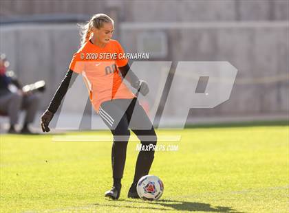 Thumbnail 3 in Crimson Cliffs vs. Ogden (UHSAA 4A Semi-Final) photogallery.