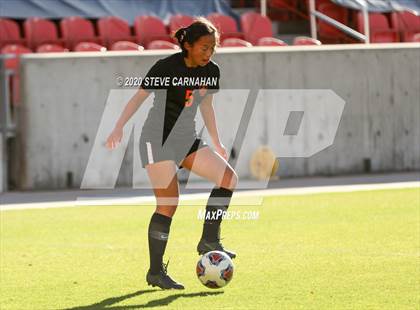 Thumbnail 2 in Crimson Cliffs vs. Ogden (UHSAA 4A Semi-Final) photogallery.