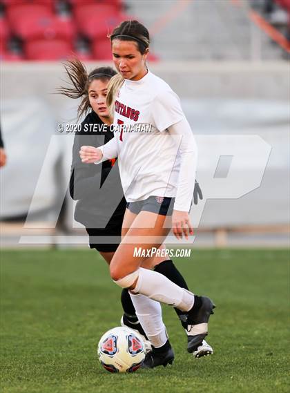 Thumbnail 3 in Crimson Cliffs vs. Ogden (UHSAA 4A Semi-Final) photogallery.