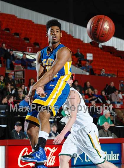 Thumbnail 3 in Basehor-Linwood vs. Collegiate (KSHSAA 4A 1st Round) photogallery.