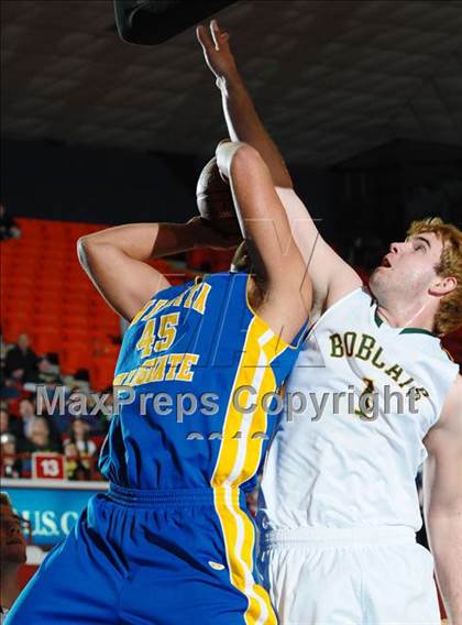 Thumbnail 3 in Basehor-Linwood vs. Collegiate (KSHSAA 4A 1st Round) photogallery.