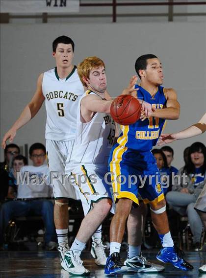 Thumbnail 2 in Basehor-Linwood vs. Collegiate (KSHSAA 4A 1st Round) photogallery.