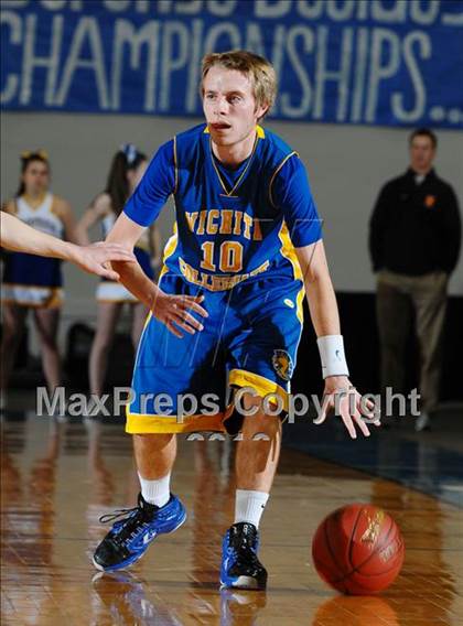 Thumbnail 1 in Basehor-Linwood vs. Collegiate (KSHSAA 4A 1st Round) photogallery.