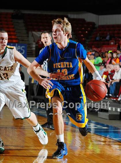Thumbnail 2 in Basehor-Linwood vs. Collegiate (KSHSAA 4A 1st Round) photogallery.