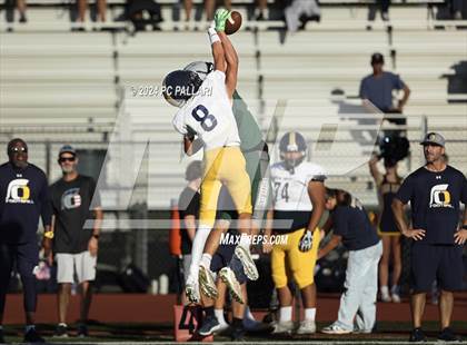 Thumbnail 1 in Oak Ridge @ Granite Bay photogallery.