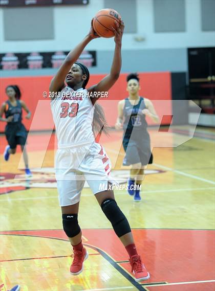 Thumbnail 2 in Midland @ Tascosa photogallery.