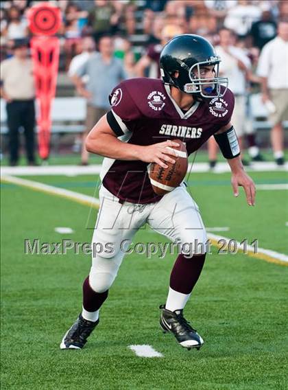 Thumbnail 1 in The 10th Annual Shrine Chowder Bowl (Central vs West) photogallery.