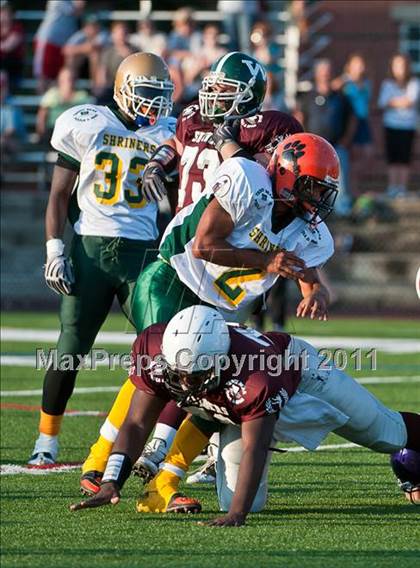 Thumbnail 1 in The 10th Annual Shrine Chowder Bowl (Central vs West) photogallery.