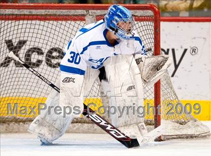 Thumbnail 3 in St. Thomas Academy vs White Bear (Schwan Cup) photogallery.