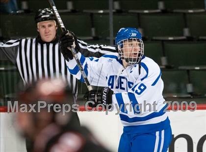 Thumbnail 2 in St. Thomas Academy vs White Bear (Schwan Cup) photogallery.