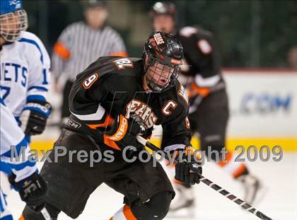 Thumbnail 3 in St. Thomas Academy vs White Bear (Schwan Cup) photogallery.