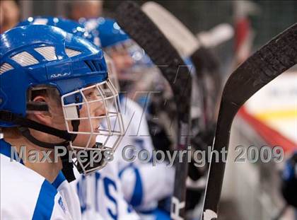 Thumbnail 3 in St. Thomas Academy vs White Bear (Schwan Cup) photogallery.