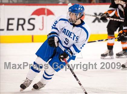 Thumbnail 1 in St. Thomas Academy vs White Bear (Schwan Cup) photogallery.