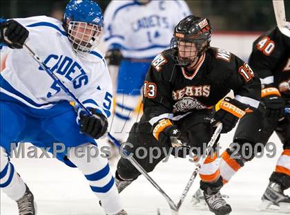 Thumbnail 1 in St. Thomas Academy vs White Bear (Schwan Cup) photogallery.