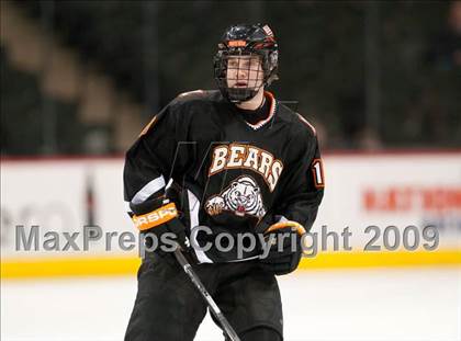 Thumbnail 3 in St. Thomas Academy vs White Bear (Schwan Cup) photogallery.