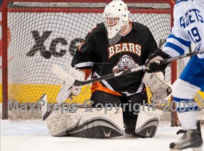 Thumbnail 1 in St. Thomas Academy vs White Bear (Schwan Cup) photogallery.
