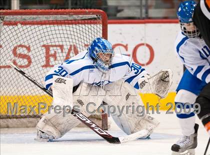 Thumbnail 3 in St. Thomas Academy vs White Bear (Schwan Cup) photogallery.