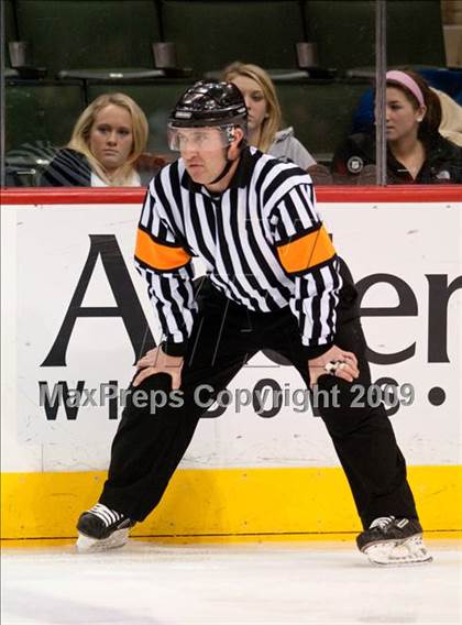 Thumbnail 2 in St. Thomas Academy vs White Bear (Schwan Cup) photogallery.