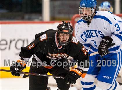 Thumbnail 1 in St. Thomas Academy vs White Bear (Schwan Cup) photogallery.